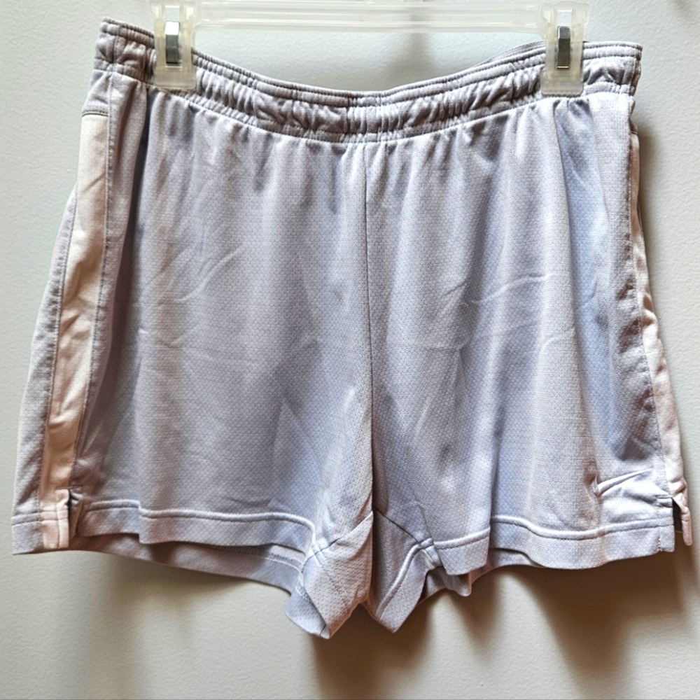 Nike Dry-Fit Women's Light Gray Shorts